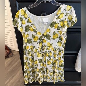 Skyler + Madison short sleeve baby doll dress with lemons size small